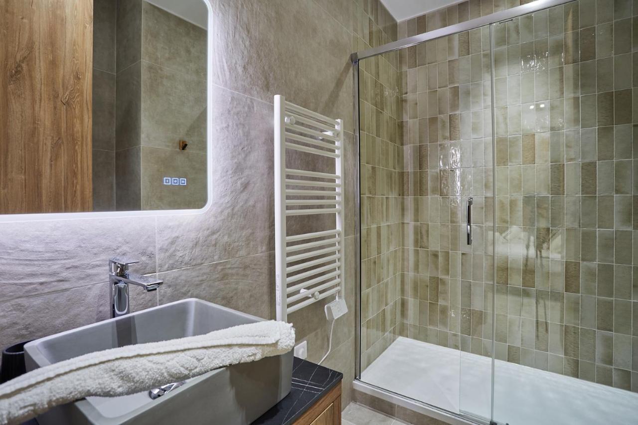 Appartement Coeur Montmartre By Studio Prestige Paris Ngoại thất bức ảnh